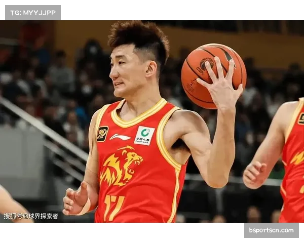 孙铭徽右脚踝韧带部分撕裂 广厦后场大脑预计四月下旬复出 孙铭徽右脚踝韧带部分撕裂 广厦后场大脑预计四月下旬复出